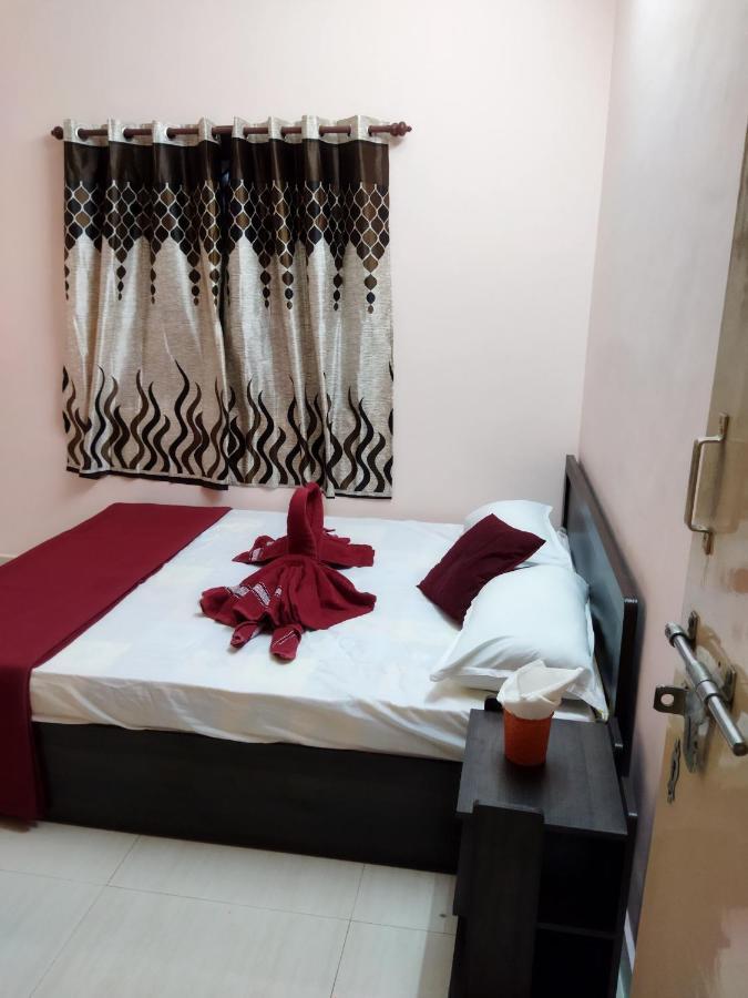 Aashritha Wedding Stay Tiruchirappalli Exterior foto